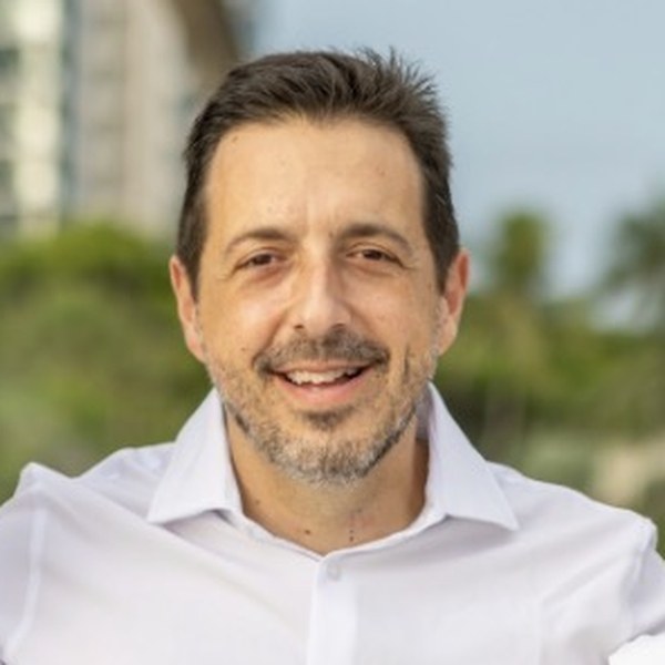 Gino Torriero, general contractor and realtor in Naples, Florida
